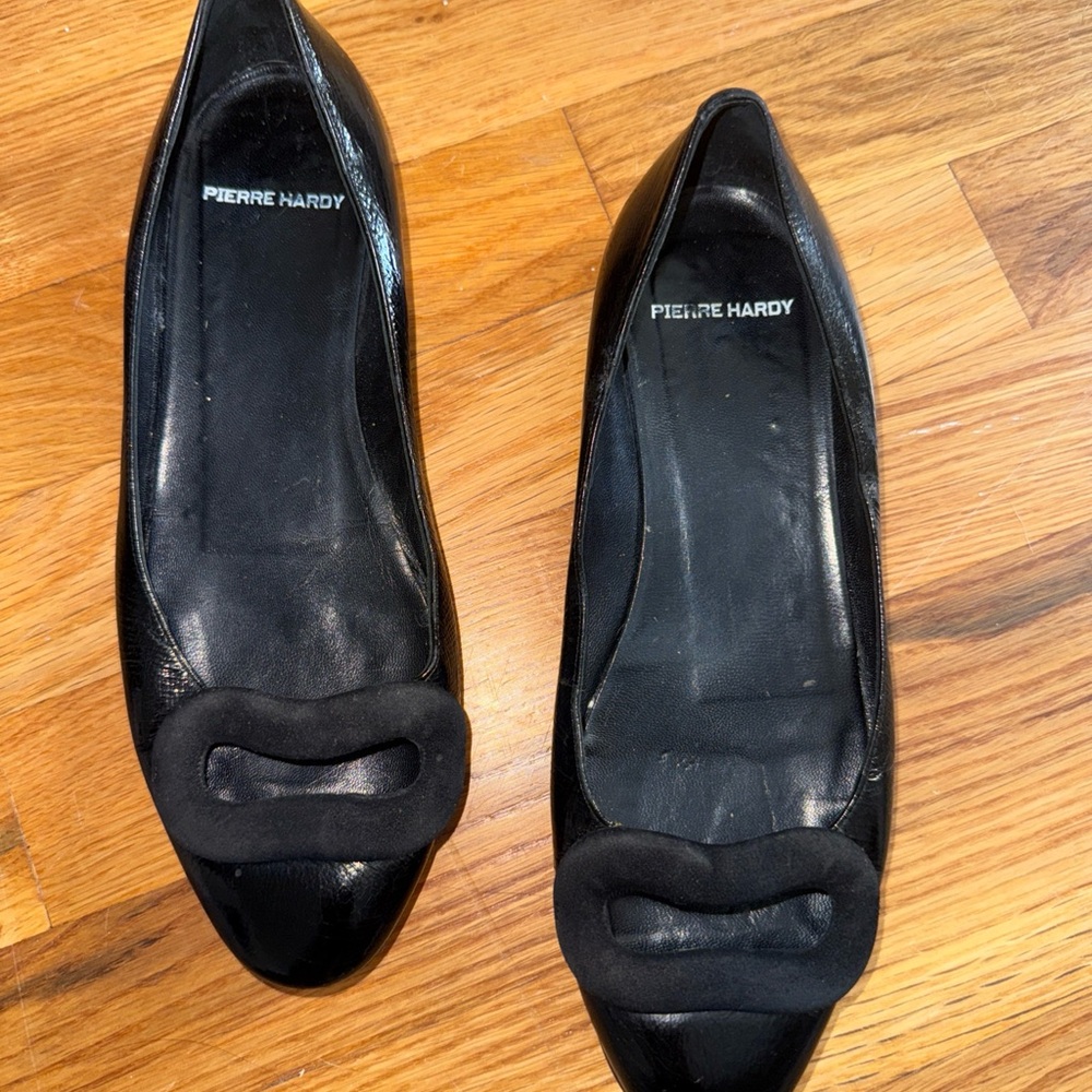 Pierre Hardy Black Flats for Women